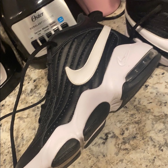 Nike Force - Picture 2 of 3